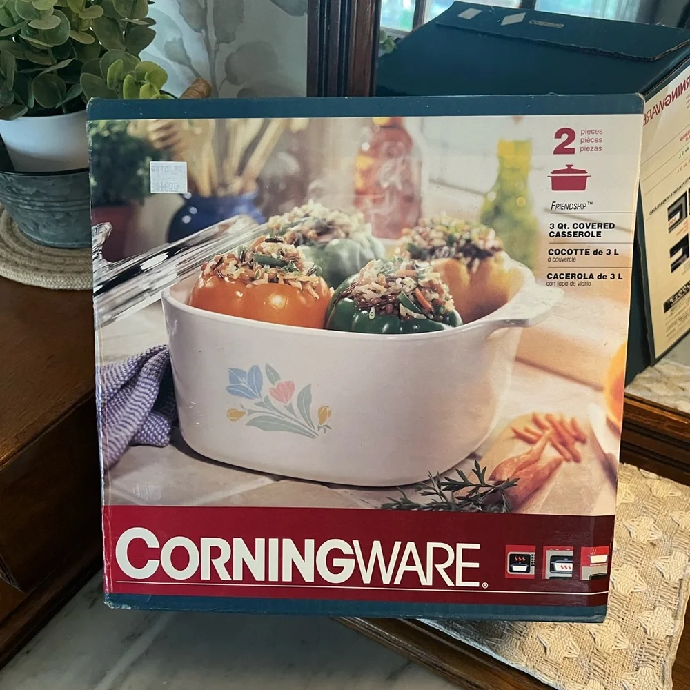 CORNINGWARE *Vintage* 3 Quart Covered Casserole Dish in 